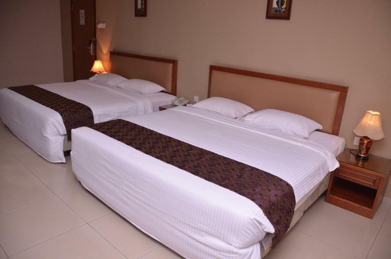 Hotel Palm Inn Butterworth Exterior foto